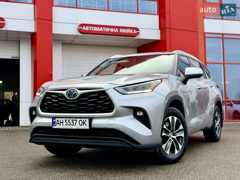 Позашляховик / Кросовер Toyota Highlander 2021 в Дніпрі