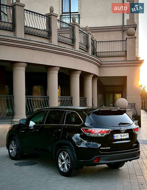 Позашляховик / Кросовер Toyota Highlander 2014 в Харкові фото 27 Позашляховик / Кросовер Toyota Highlander 2014 в Харкові