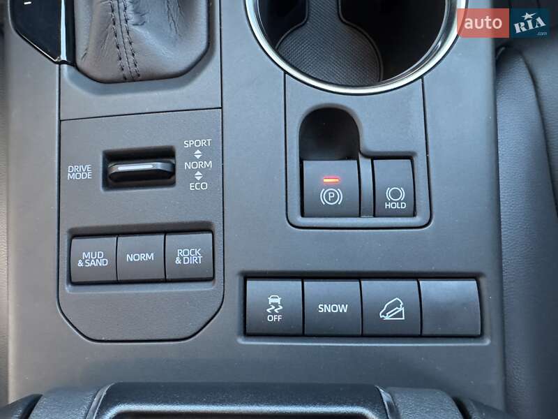 Внедорожник / Кроссовер Toyota Highlander 2020 в Киеве