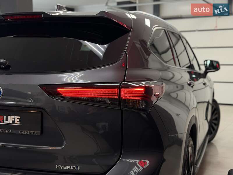 Внедорожник / Кроссовер Toyota Highlander 2024 в Тернополе