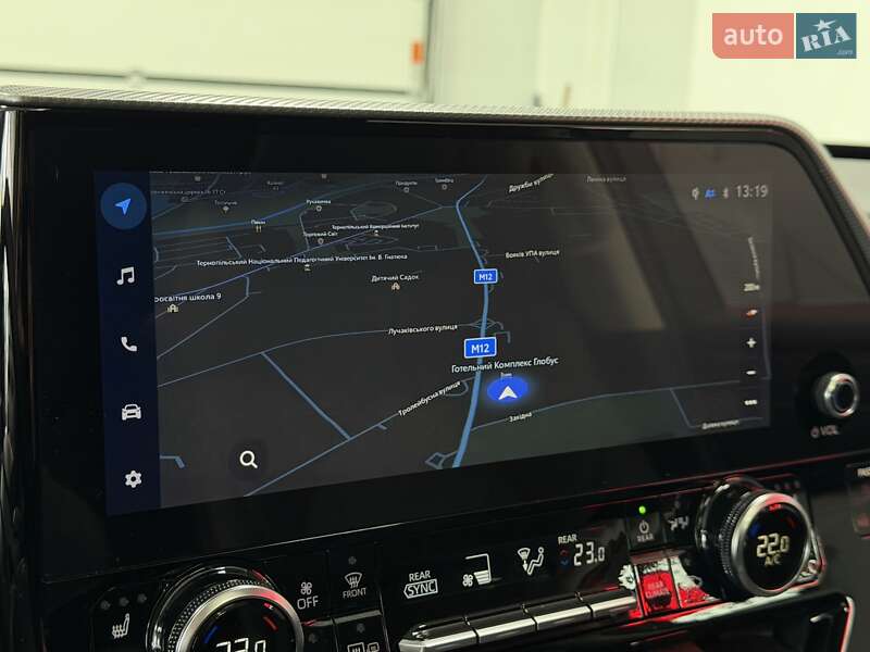 Внедорожник / Кроссовер Toyota Highlander 2024 в Тернополе