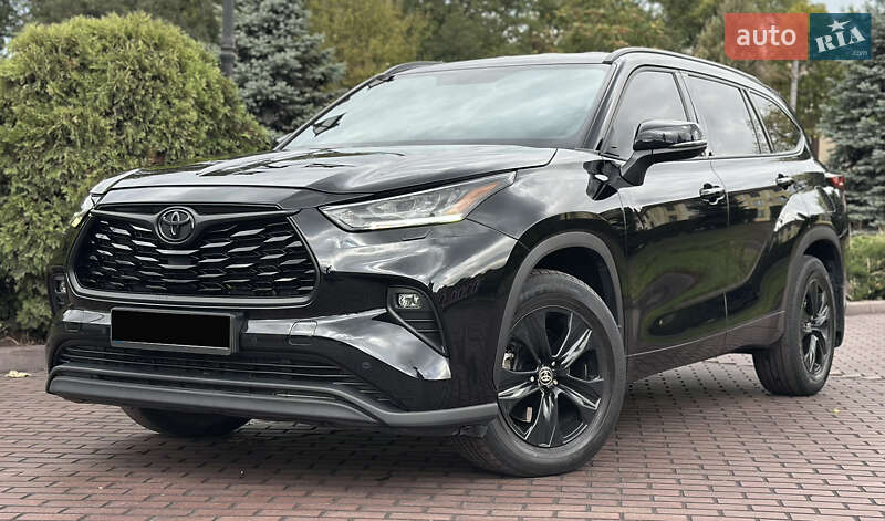 Toyota Highlander 2020