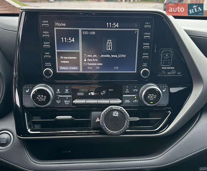 Позашляховик / Кросовер Toyota Highlander 2020 в Дніпрі