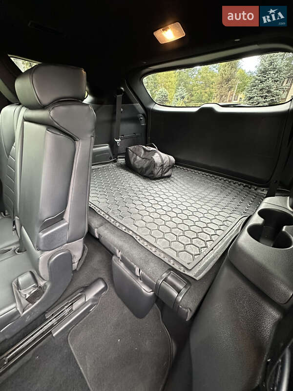 Позашляховик / Кросовер Toyota Highlander 2020 в Дніпрі