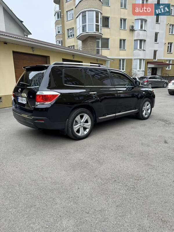 Внедорожник / Кроссовер Toyota Highlander 2013 в Тернополе