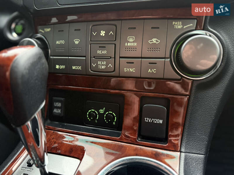 Внедорожник / Кроссовер Toyota Highlander 2011 в Ровно