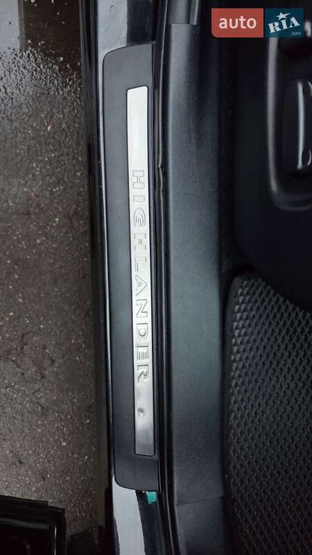 Внедорожник / Кроссовер Toyota Highlander 2013 в Харькове