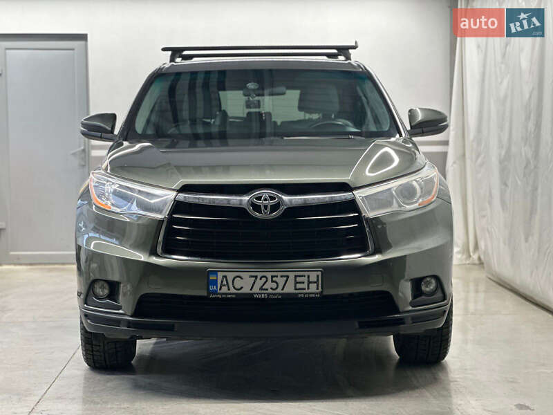 Внедорожник / Кроссовер Toyota Highlander 2014 в Луцке фото 2 Внедорожник / Кроссовер Toyota Highlander 2014 в Луцке