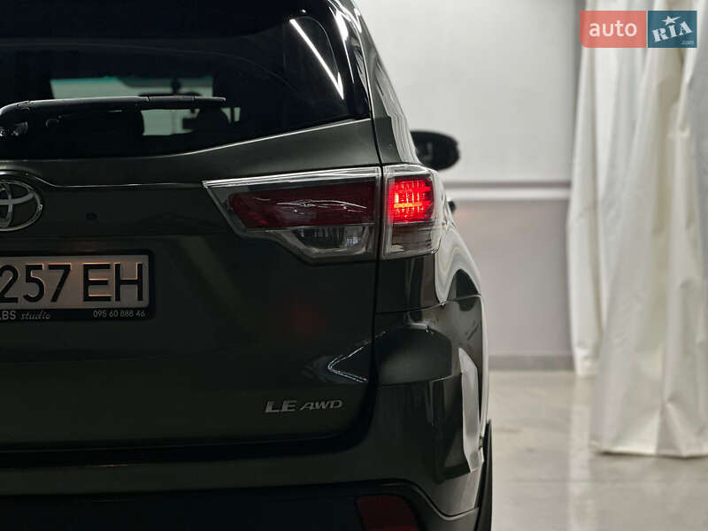 Внедорожник / Кроссовер Toyota Highlander 2014 в Луцке фото 15 Внедорожник / Кроссовер Toyota Highlander 2014 в Луцке