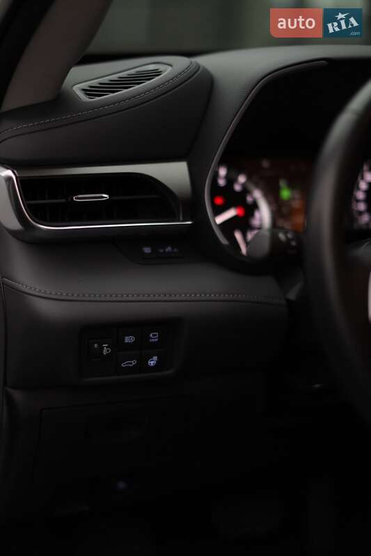 Внедорожник / Кроссовер Toyota Highlander 2022 в Тячеве