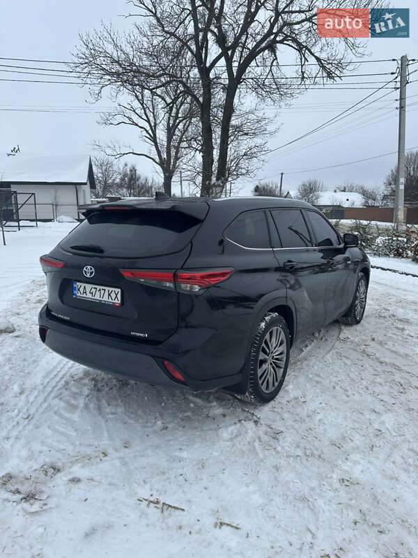 Позашляховик / Кросовер Toyota Highlander 2021 в Києві