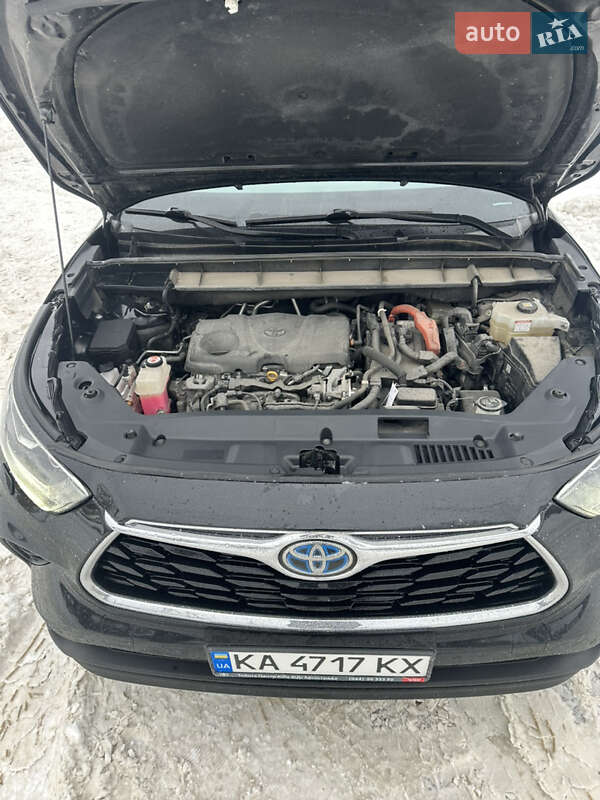 Позашляховик / Кросовер Toyota Highlander 2021 в Києві