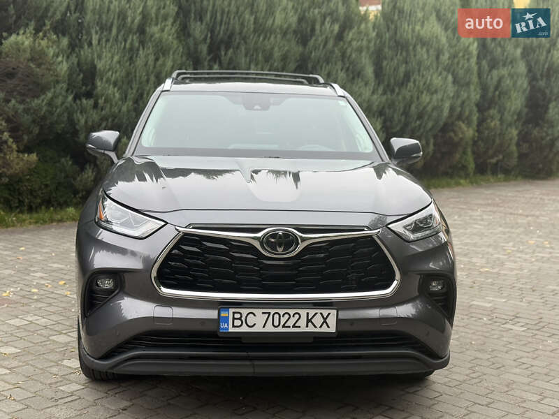 Внедорожник / Кроссовер Toyota Highlander 2021 в Самборе