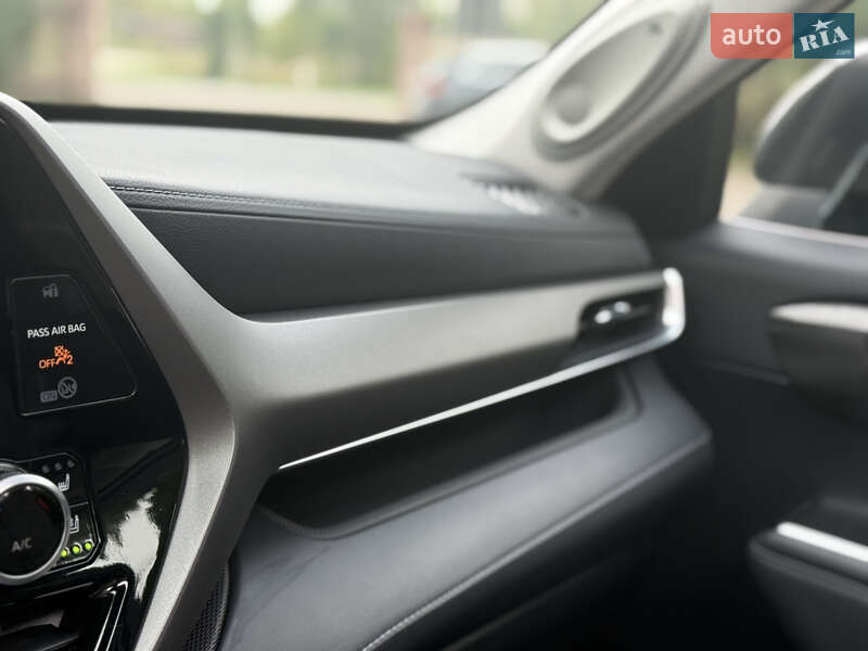 Внедорожник / Кроссовер Toyota Highlander 2021 в Самборе