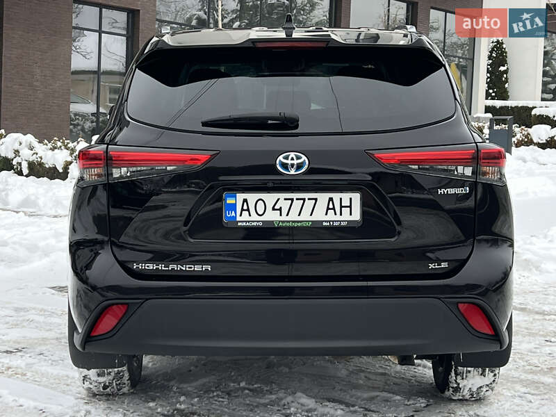 Внедорожник / Кроссовер Toyota Highlander 2020 в Ужгороде
