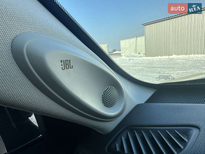 Внедорожник / Кроссовер Toyota Highlander 2021 в Гайсине