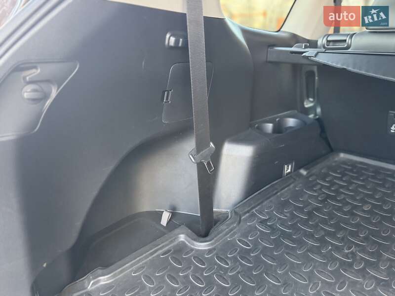 Внедорожник / Кроссовер Toyota Highlander 2020 в Тернополе