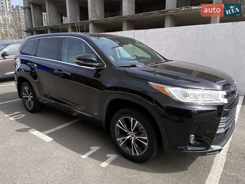 Toyota Highlander 2018
