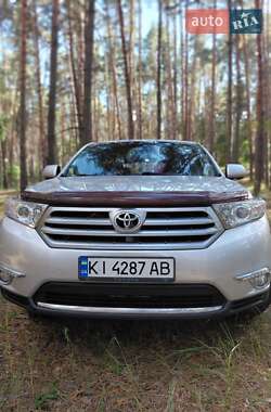 Позашляховик / Кросовер Toyota Highlander 2011 в Переяславі