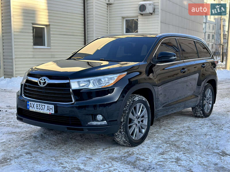 Toyota Highlander 2015