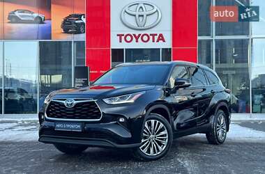 Внедорожник / Кроссовер Toyota Highlander 2021 в Ивано-Франковске