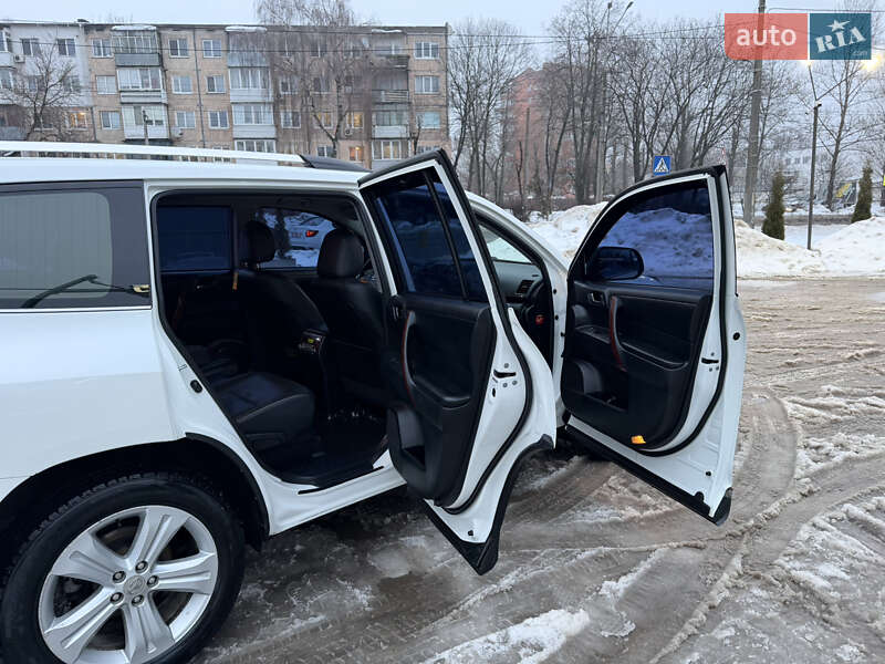 Внедорожник / Кроссовер Toyota Highlander 2011 в Тернополе фото 36 Внедорожник / Кроссовер Toyota Highlander 2011 в Тернополе