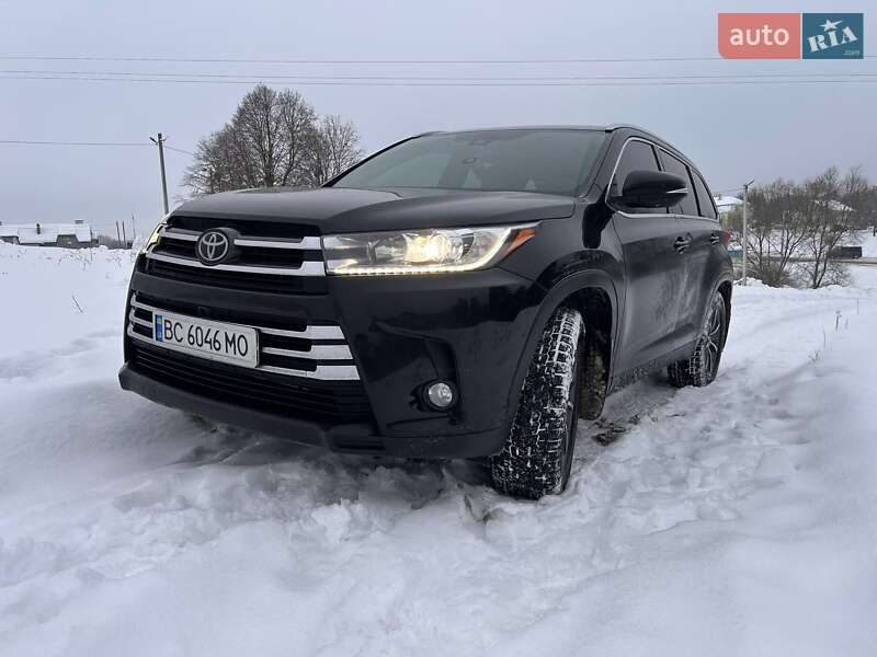 Toyota Highlander 2016