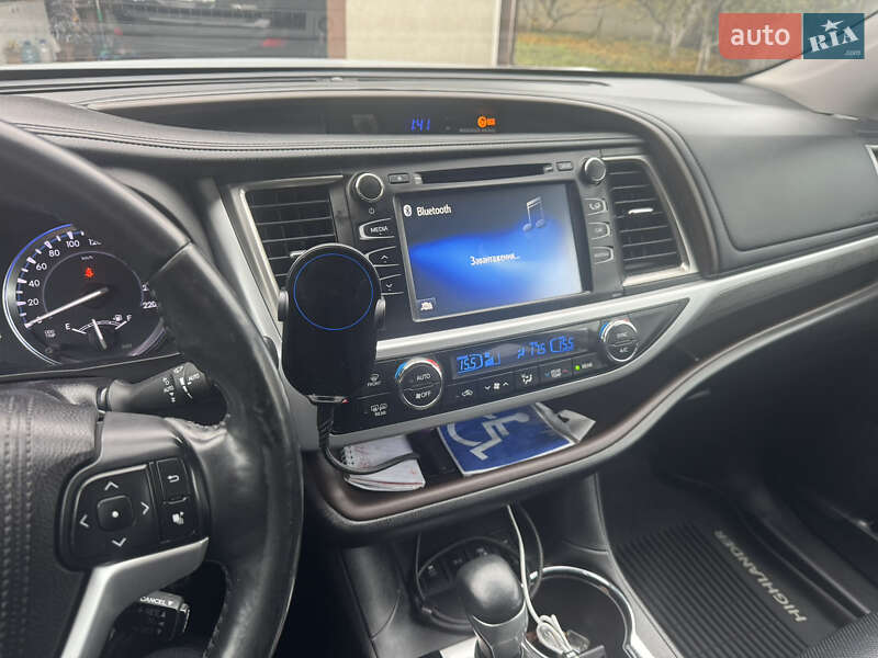 Внедорожник / Кроссовер Toyota Highlander 2017 в Киеве фото 21 Внедорожник / Кроссовер Toyota Highlander 2017 в Киеве
