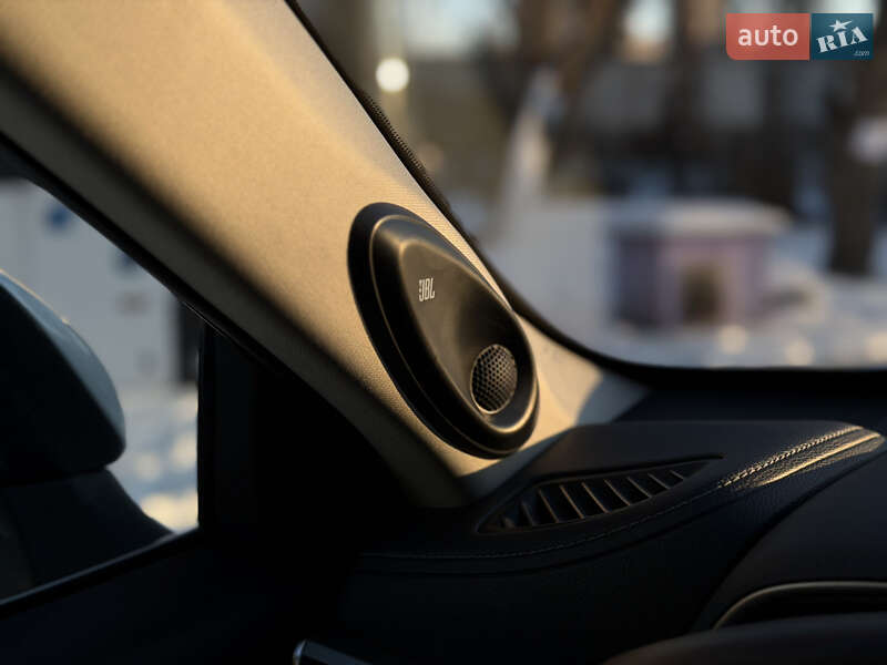 Внедорожник / Кроссовер Toyota Highlander 2024 в Киеве