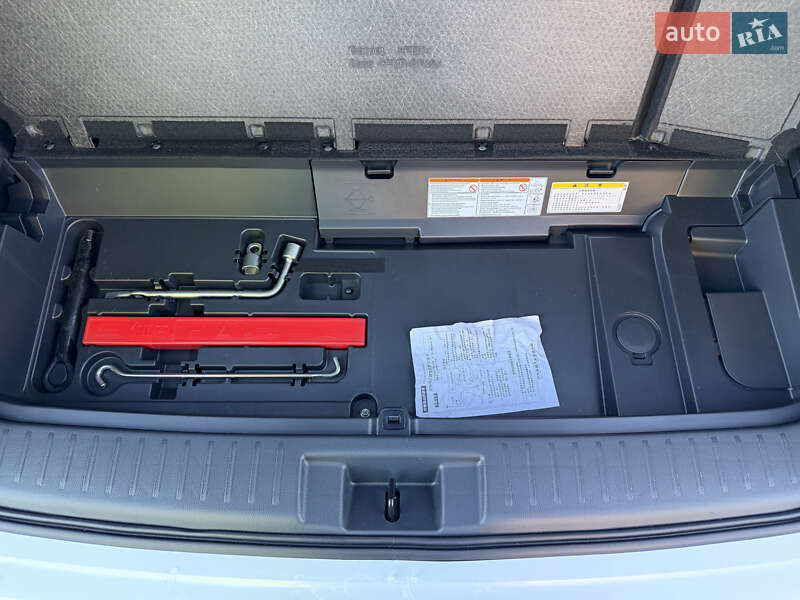 Внедорожник / Кроссовер Toyota Highlander 2024 в Киеве