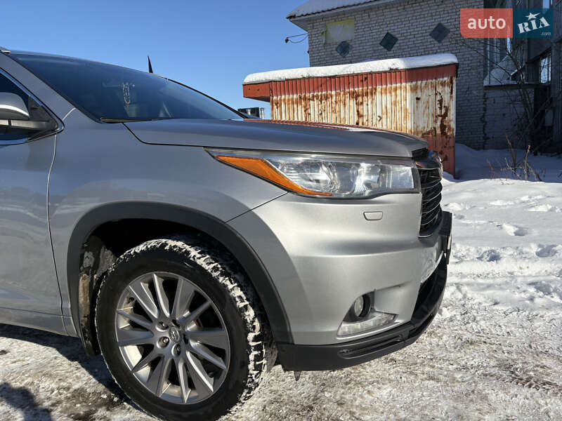 Внедорожник / Кроссовер Toyota Highlander 2014 в Киеве фото 4 Внедорожник / Кроссовер Toyota Highlander 2014 в Киеве