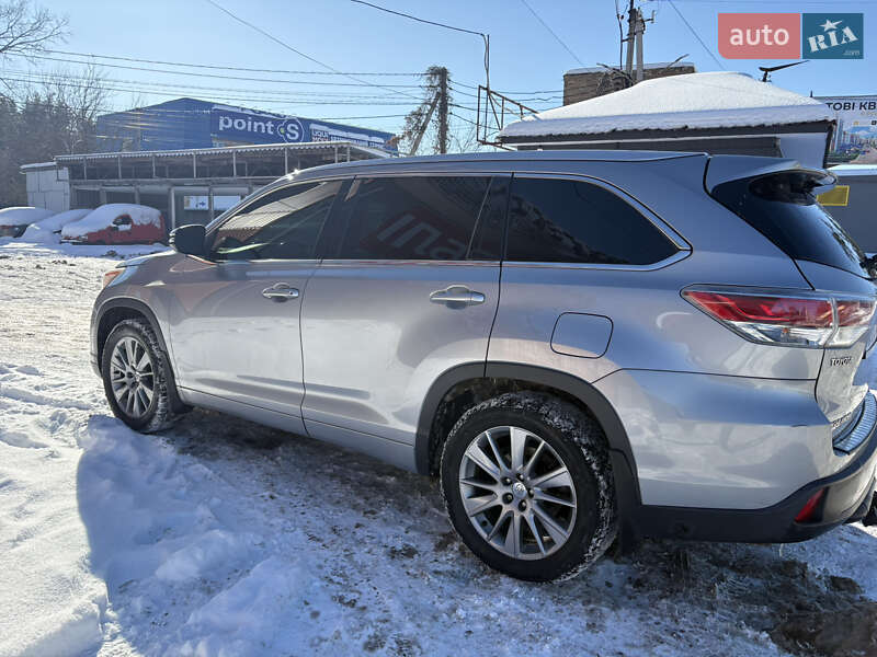 Внедорожник / Кроссовер Toyota Highlander 2014 в Киеве фото 8 Внедорожник / Кроссовер Toyota Highlander 2014 в Киеве