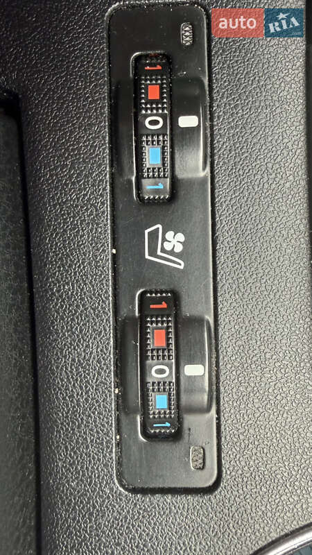 Позашляховик / Кросовер Toyota Highlander 2014 в Харкові фото 21 Позашляховик / Кросовер Toyota Highlander 2014 в Харкові