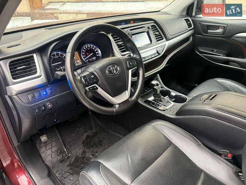 Внедорожник / Кроссовер Toyota Highlander 2014 в Харькове фото 18 Внедорожник / Кроссовер Toyota Highlander 2014 в Харькове