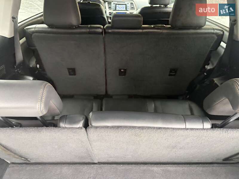 Внедорожник / Кроссовер Toyota Highlander 2014 в Харькове фото 26 Внедорожник / Кроссовер Toyota Highlander 2014 в Харькове