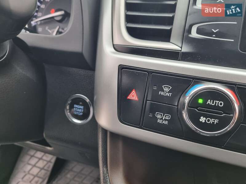 Внедорожник / Кроссовер Toyota Highlander 2014 в Харькове фото 23 Внедорожник / Кроссовер Toyota Highlander 2014 в Харькове