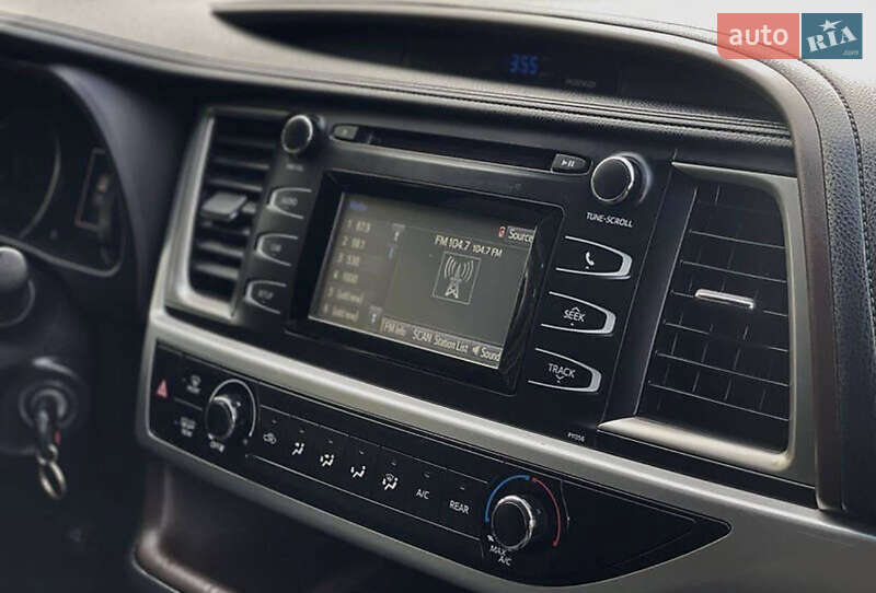 Позашляховик / Кросовер Toyota Highlander 2016 в Івано-Франківську