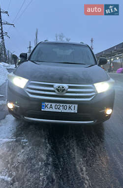 Внедорожник / Кроссовер Toyota Highlander 2011 в Киеве