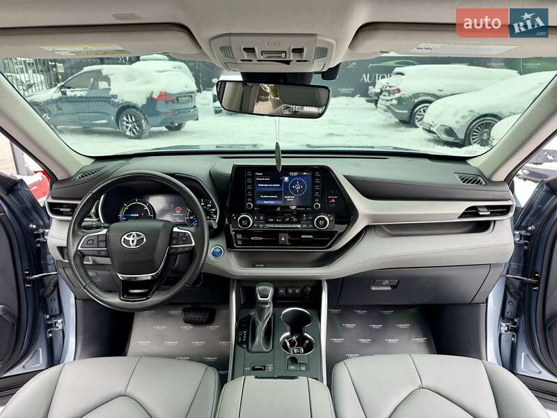 Позашляховик / Кросовер Toyota Highlander 2021 в Києві фото 39 Позашляховик / Кросовер Toyota Highlander 2021 в Києві