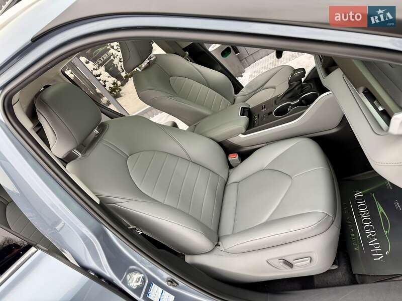Позашляховик / Кросовер Toyota Highlander 2021 в Києві фото 45 Позашляховик / Кросовер Toyota Highlander 2021 в Києві