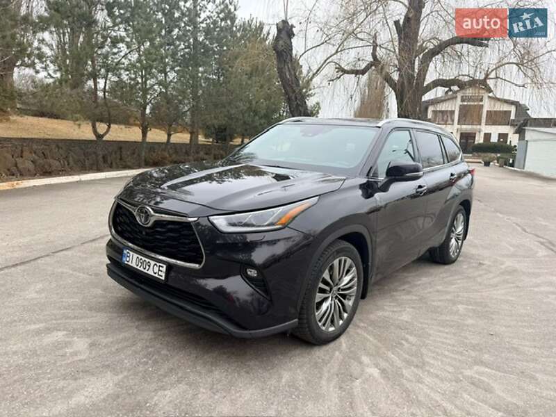 Внедорожник / Кроссовер Toyota Highlander 2021 в Кременчуге фото 14 Внедорожник / Кроссовер Toyota Highlander 2021 в Кременчуге