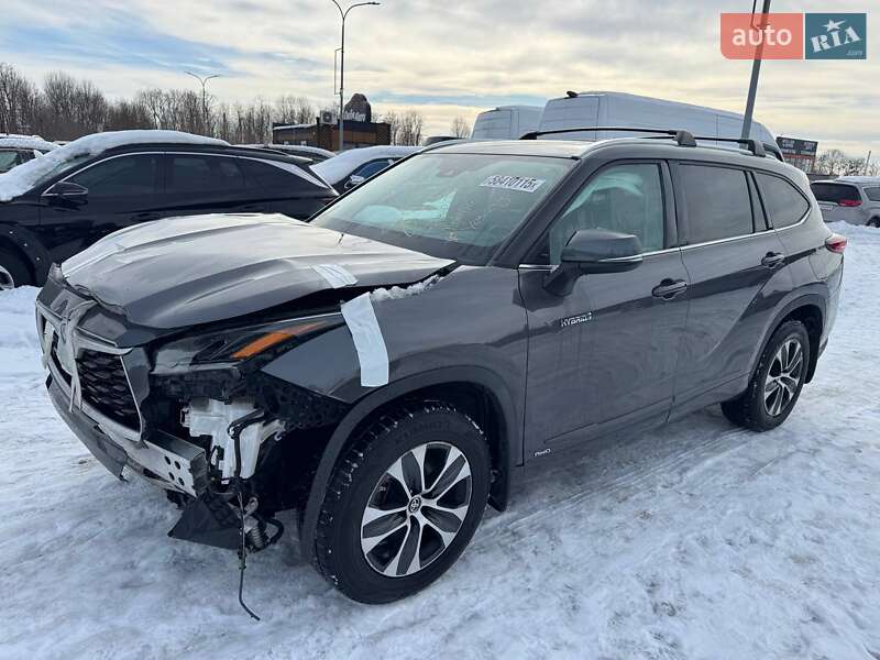 Позашляховик / Кросовер Toyota Highlander 2020 в Львові