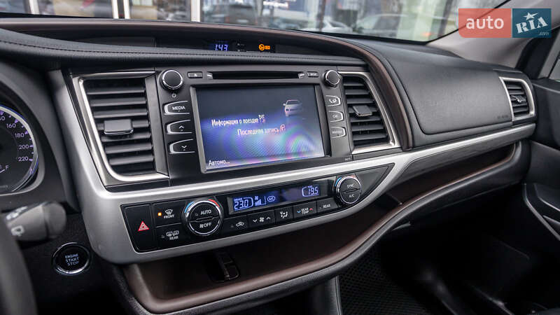 Внедорожник / Кроссовер Toyota Highlander 2019 в Днепре