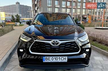 Внедорожник / Кроссовер Toyota Highlander 2020 в Киеве