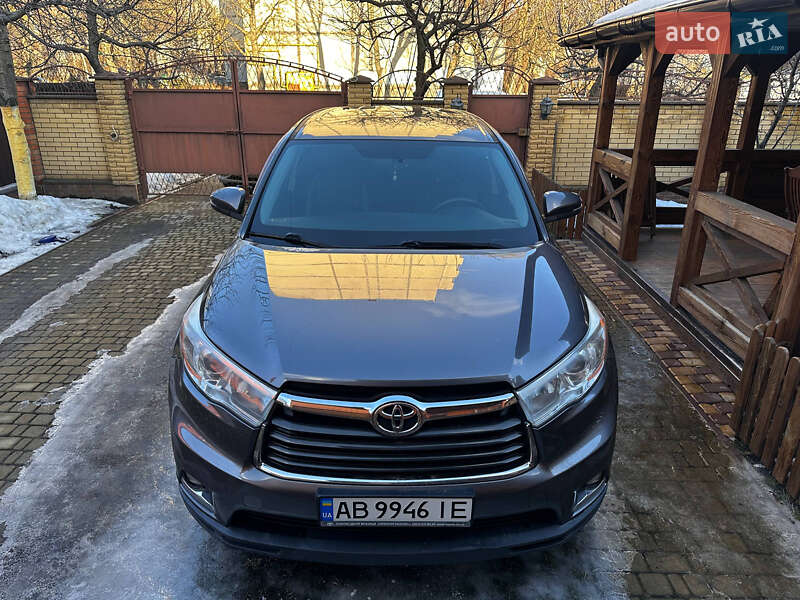 Внедорожник / Кроссовер Toyota Highlander 2014 в Виннице