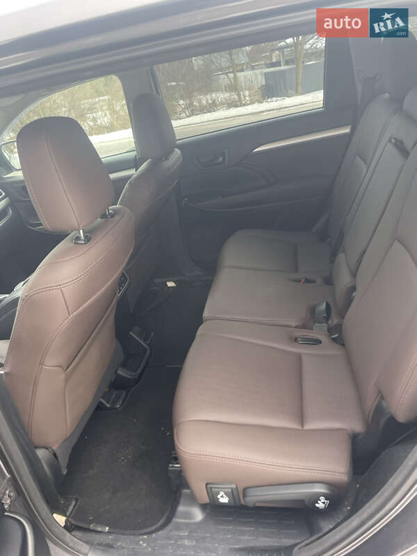 Внедорожник / Кроссовер Toyota Highlander 2014 в Броварах фото 10 Внедорожник / Кроссовер Toyota Highlander 2014 в Броварах