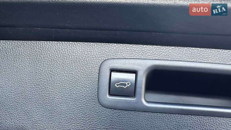 Позашляховик / Кросовер Toyota Highlander 2022 в Києві