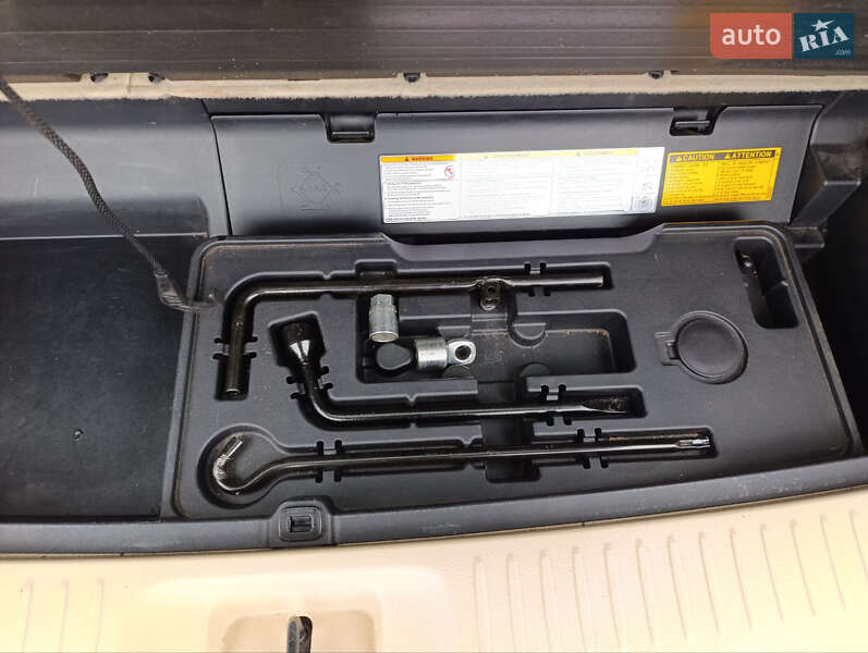 Внедорожник / Кроссовер Toyota Highlander 2015 в Харькове