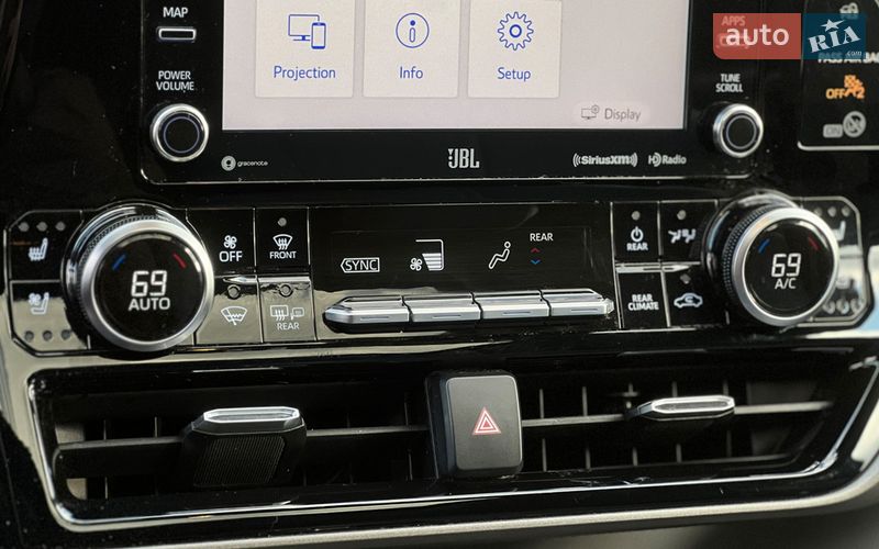 Внедорожник / Кроссовер Toyota Highlander 2020 в Львове