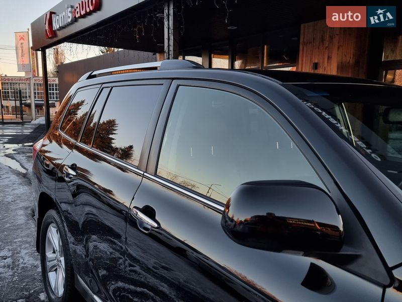 Внедорожник / Кроссовер Toyota Highlander 2013 в Виннице